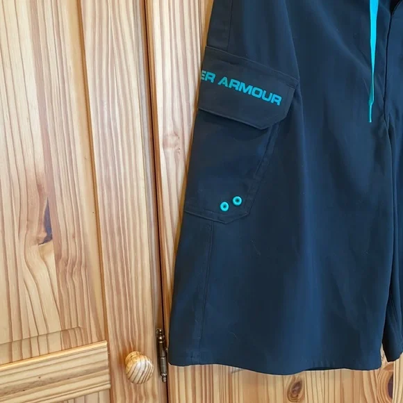 Mens Under Armour Board Shorts - Picture 3 of 4
